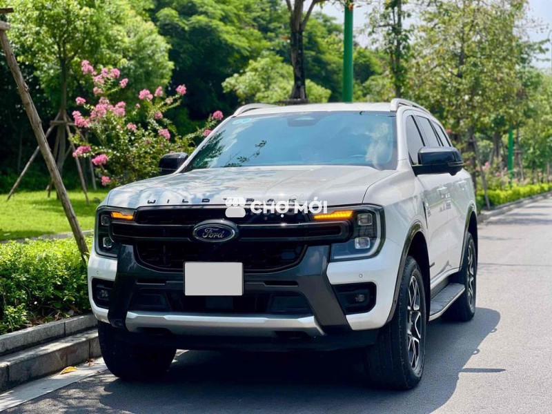 ford everets wildtrack 2.0AT 4x4 2023 - 4,5 vạn km