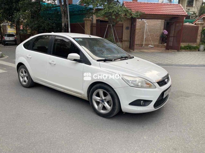 Ford Focus 2013 Trend 1.6 AT Hatchback - 6789 km