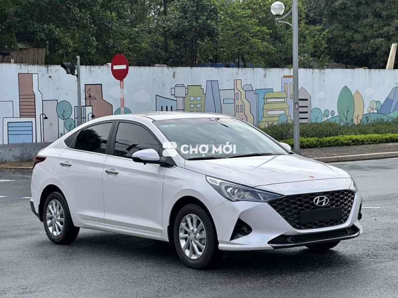 Hyundai Accent 2024 1.4 AT - 10000 km