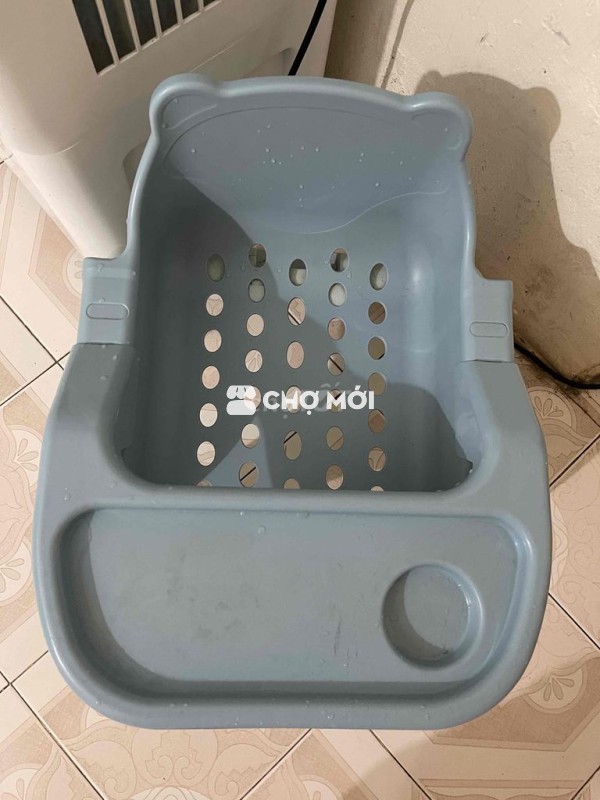 ghế ăn dặm nhựa song long bền lắm.