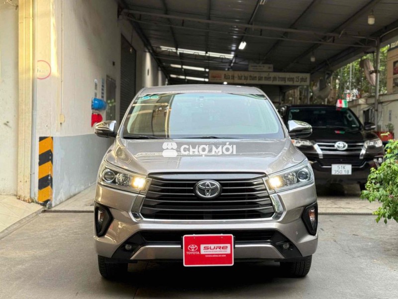 Innova tự động mẫu mới 2020 - Chất xe đẹp đi kỹ