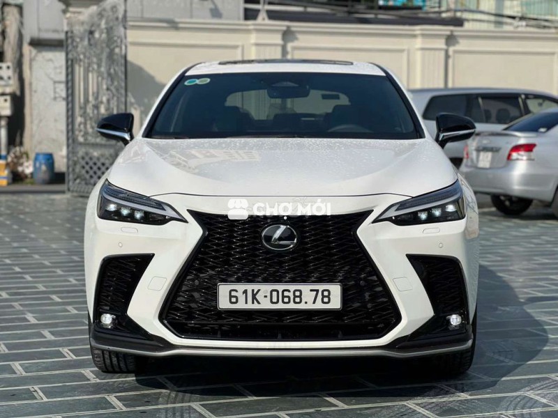Lexus nx 350 F Sport - 8000 km sx 22 mẫu 2023