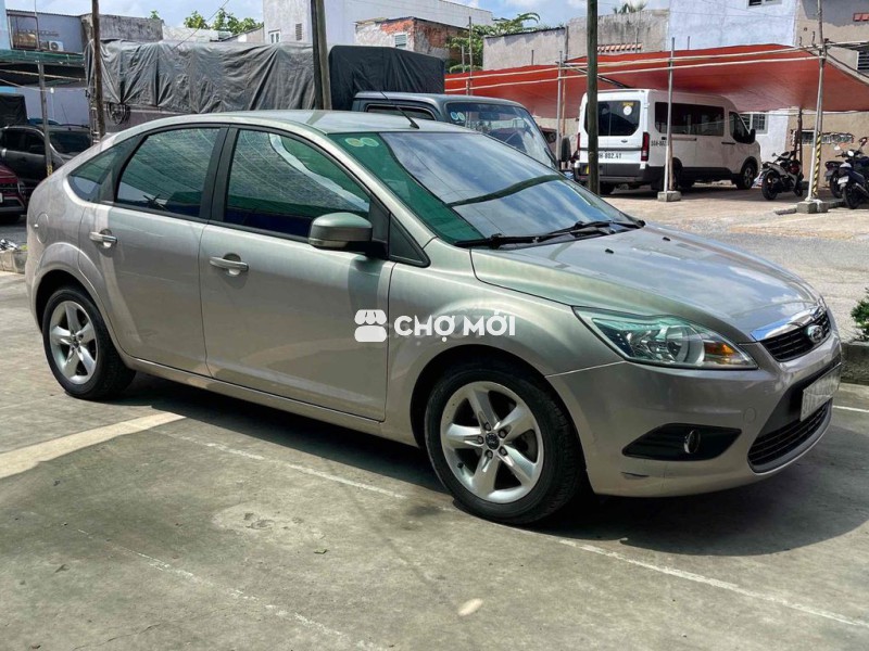 Ford Focus 2011 1.8 AT - 32000 km