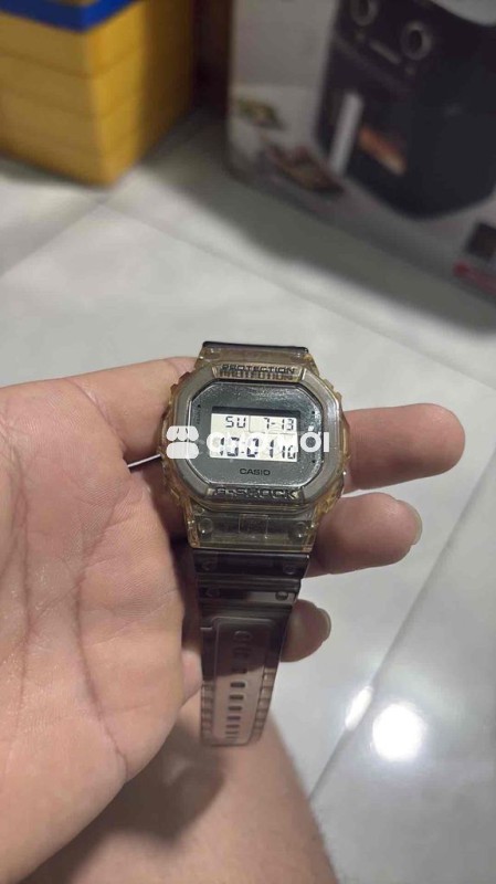 cần bán đồng hồ casio g-shock 3229 dw-5600sk
