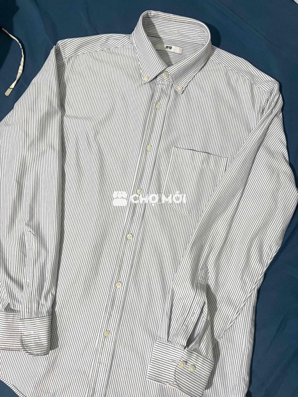 Áo sơ mi Uniqlo