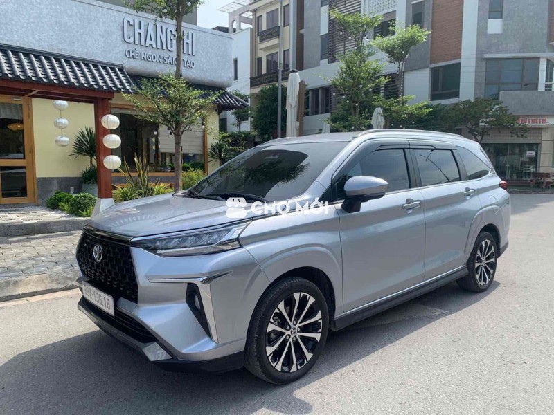Toyota  veloz.top2024