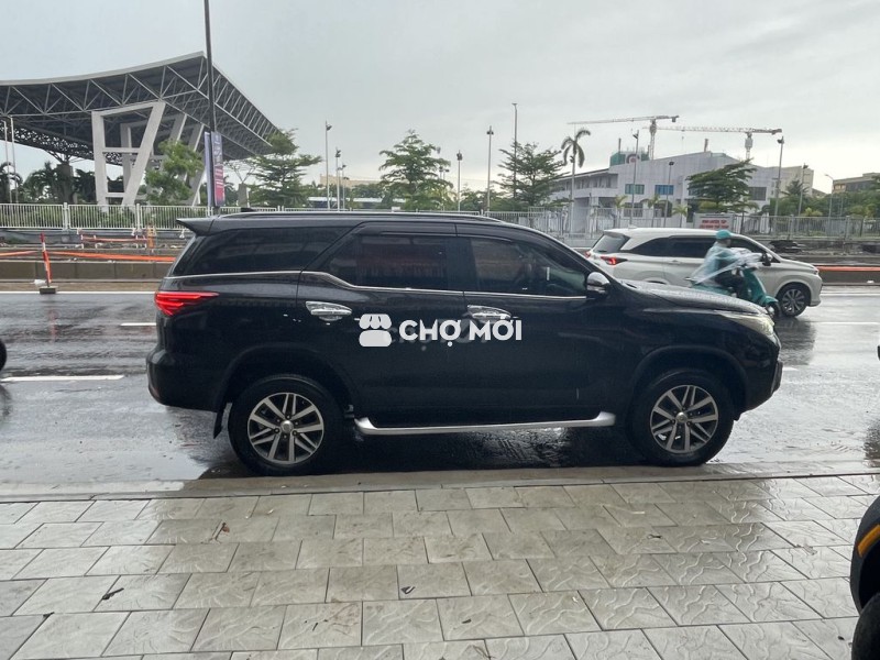 Toyota Fortuner 2017 2.7V 4x4 AT - 127 km