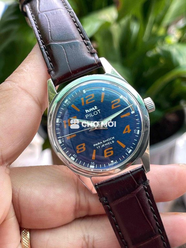 đồng hồ cơ cổ cót tay Nga Pilot