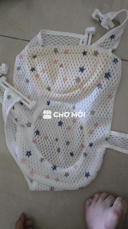 Hỗn hợp máy hâm sữa, địu, phao bơi, ...