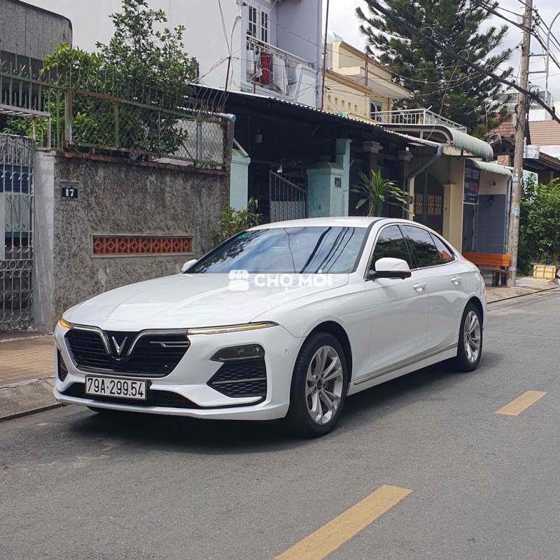 VinFast Lux A2.0 2019 Plus 2.0 AT - 62000 km