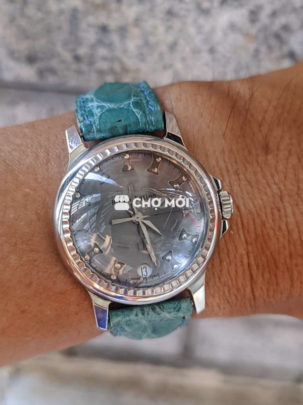 Đồng hồ máy pin thụy sĩ