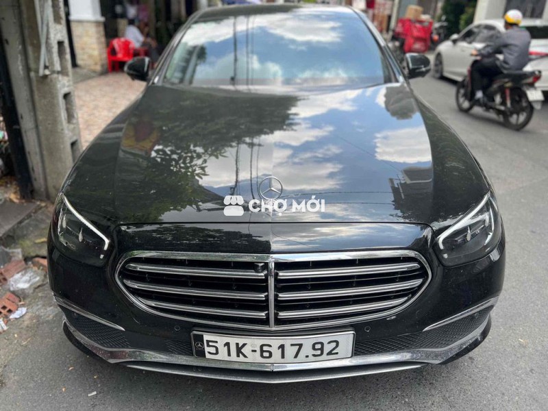 Mercedes Benz E Class 2022 E200 Exclusive - 29500