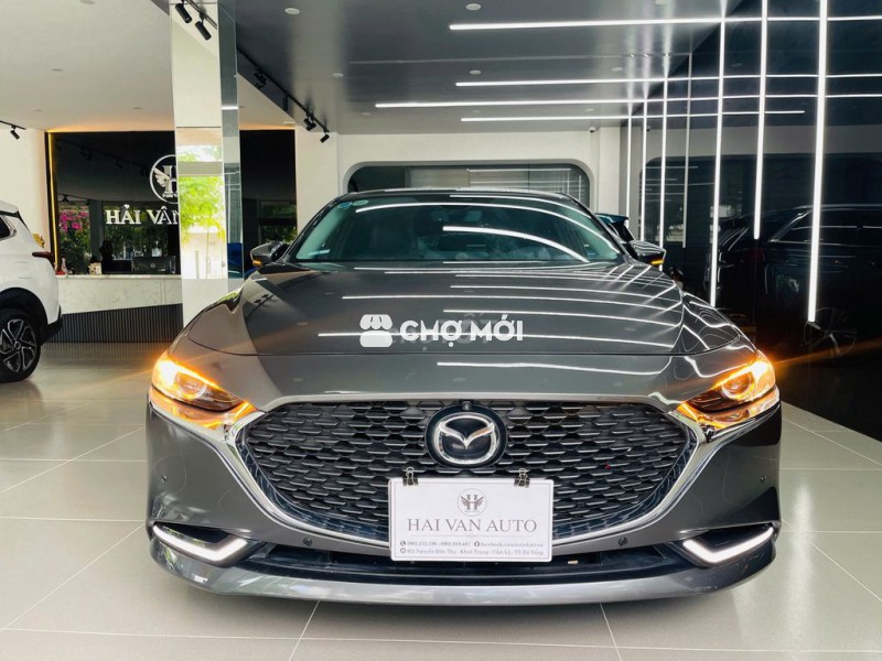 Mazda 3 2023 1.5L Luxury - 12000 km