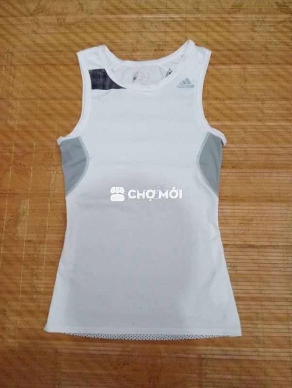 Áo thun thể thao ADIDAS dáng body, size L