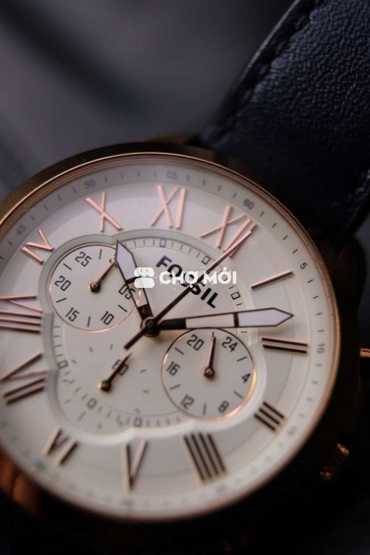 Đồng hồ Fossil chronograph la mã cổ điển thah lịch