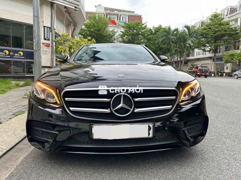 Mercedes E300 AMG model 2020 xe cá nhân đi cực kỹ