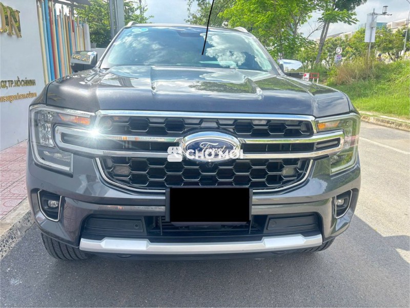 Ford Everest 2022 Titanium 2.0L 4x2 AT - 25000 km