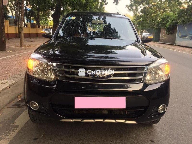 Ford Everest máy dầu đkí 2016 số tự động màu đen