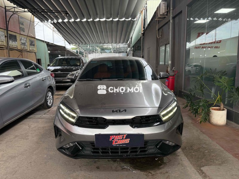 Kia K3 2024 Premium 1.6 AT 20000 km zin không lỗi