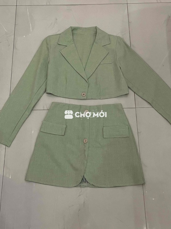 Set vest + chân váy nữ size M