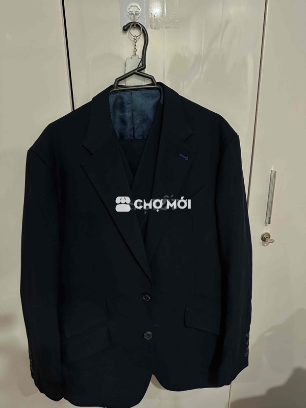 Suit 3 mảnh