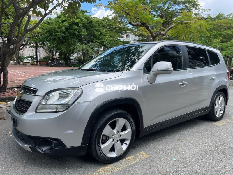 Chevrolet Orlando 1.8 LT, số sàn, còn QUÁ MỚI