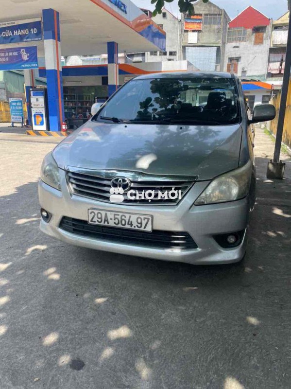 Toyota Innova 2012 E - 50000 km
