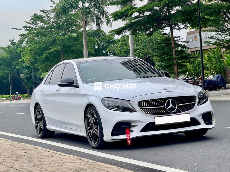 Mercedes C300 AMG 2019 Sedan thể thao chuẩn xe Đức