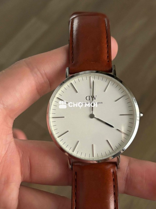DW mới 99% mua tại store Lm81