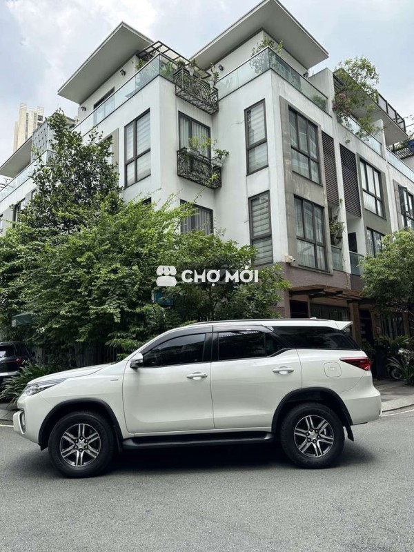TOYOTA FORTUNER 2.4G,số sàn,máy dầu,2017,109000km