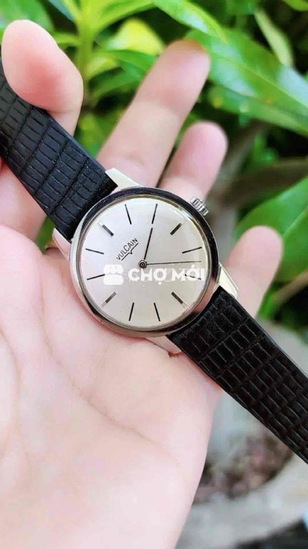 Đồng hồ Vulcain Thuỵ Sĩ cổ điển