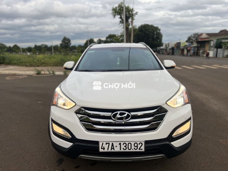 Hyundai Santa Fe 2015 AT 1 cầu xăng - hỗ trợ bank