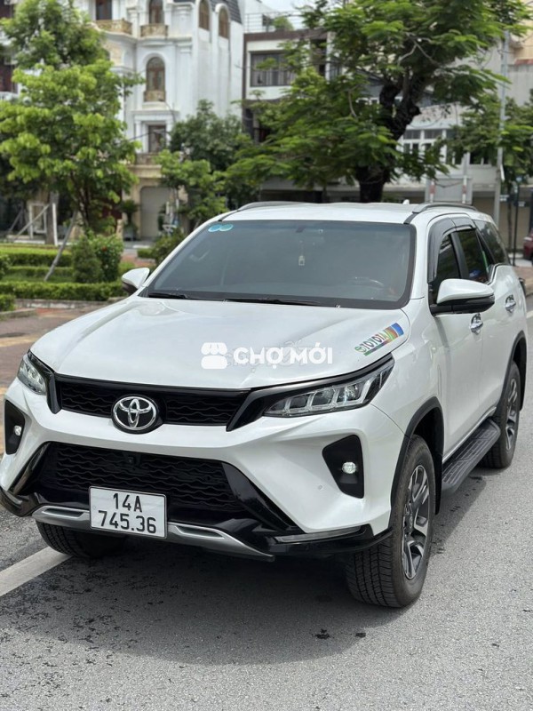 Fotuner 2.4 Dầu Legender 4x2 bản cao cấp 2022