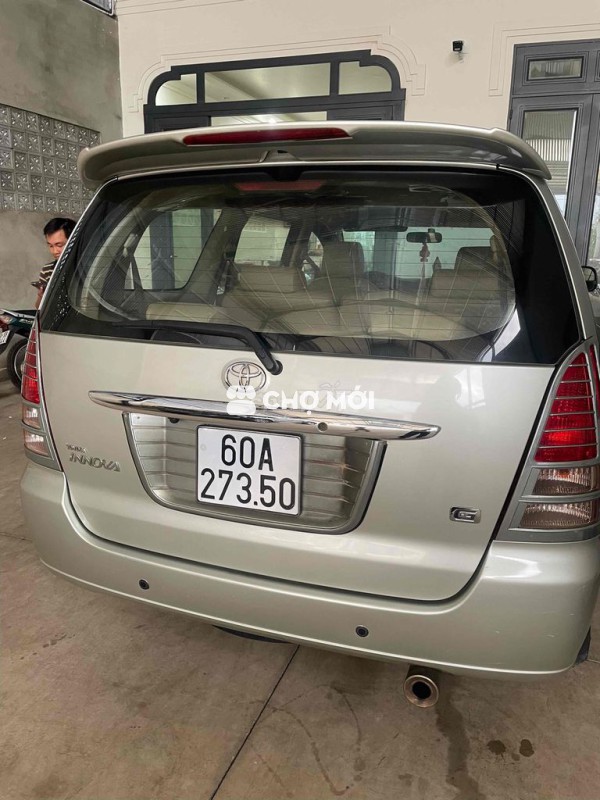 Toyota Innova 2008 V - 200000 km