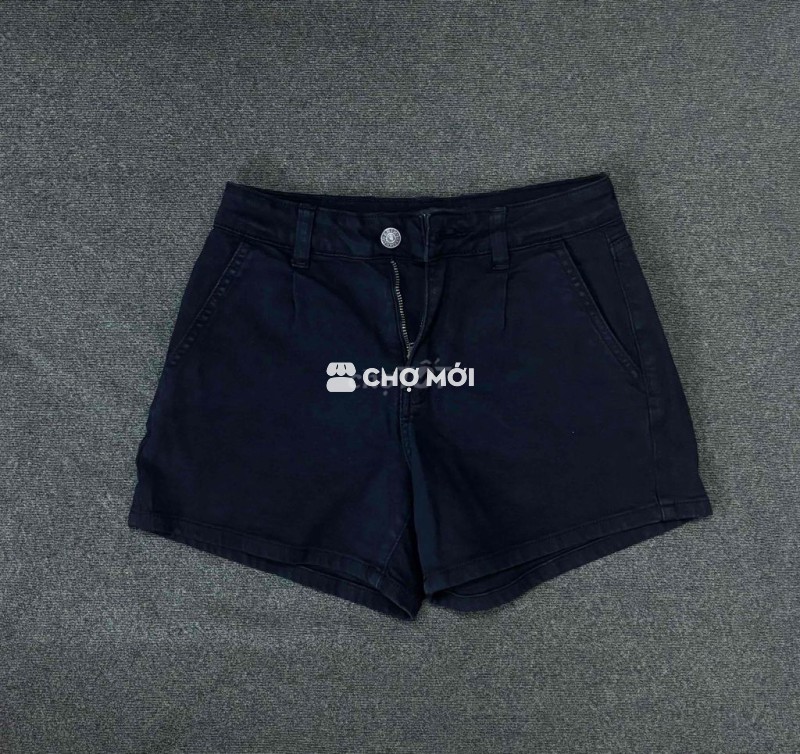 Quần short nữ size M (New 90%)