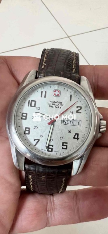 Đh quartz Wenger swiss military Ts size 40.