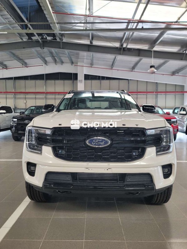 Ford Everest 2025, mới 100%, Nhập Thái