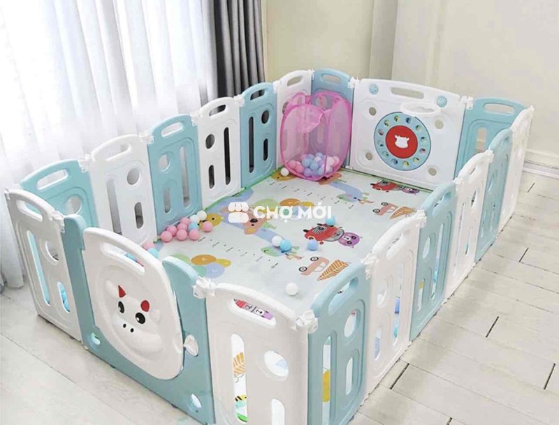 Bộ quây cho bé, mới 100% đủ đồ kèm banh nhỏ