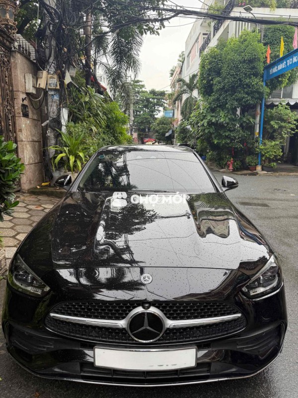 Mercedes Benz C Class 2022 C300 AMG - 23000 km