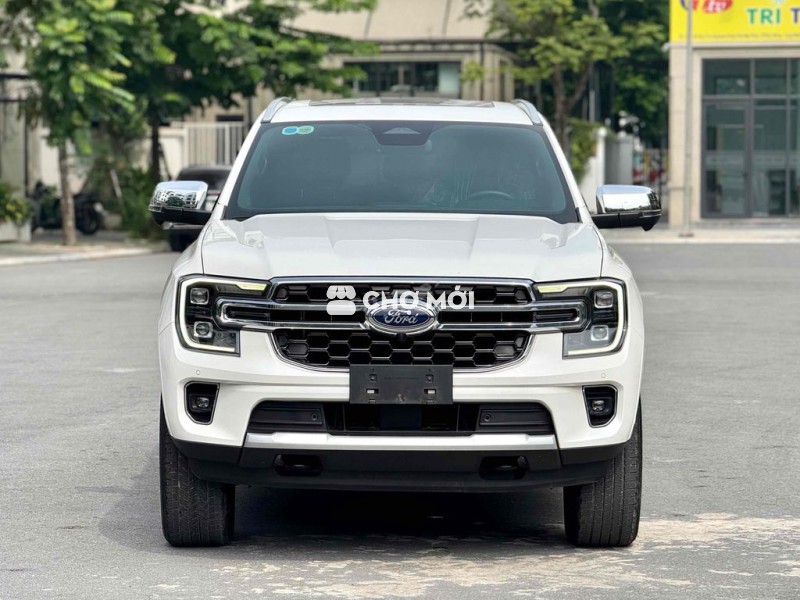 Ford Everest  Titanium Plus 2.0L 4x4 AT 2023