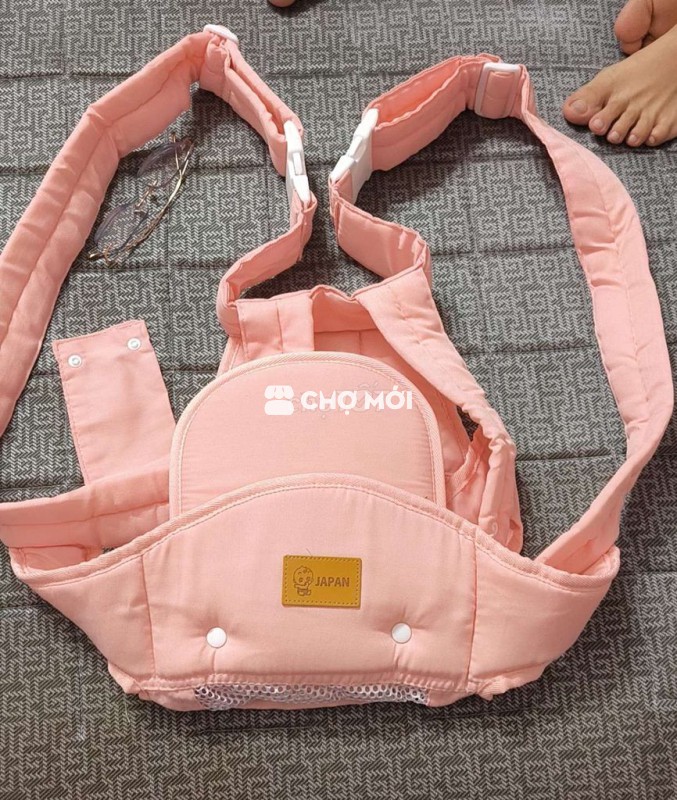 Địu cho bé