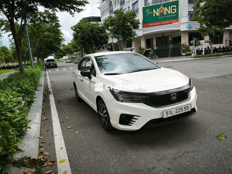 240 2022 RS - 74000 km