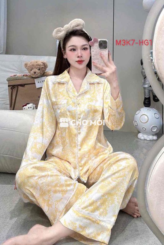 Em xã hàng new lẽ mẫu