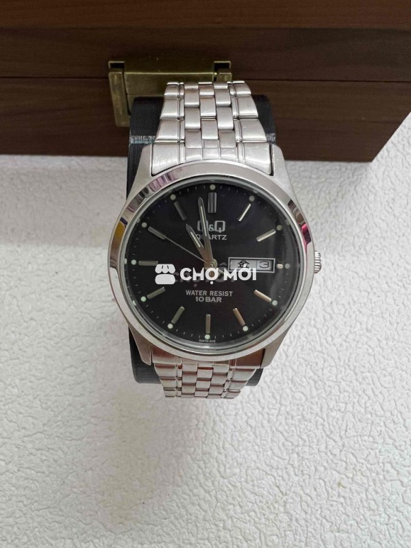 Đồng hồ q&q citizen