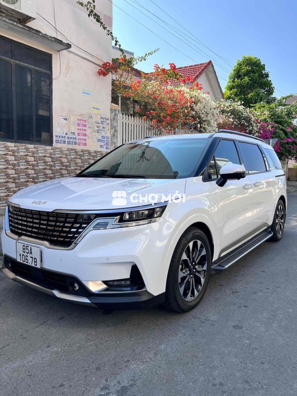 Kia Carnival 2023 Signature 2.2D-7 chỗ,ODO 50116km