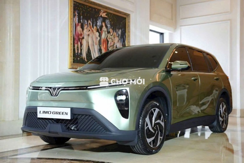 VINFAST LIMO GREEN MPV ĐIỆN 7 CHỖ GIAO XE THÁNG 8