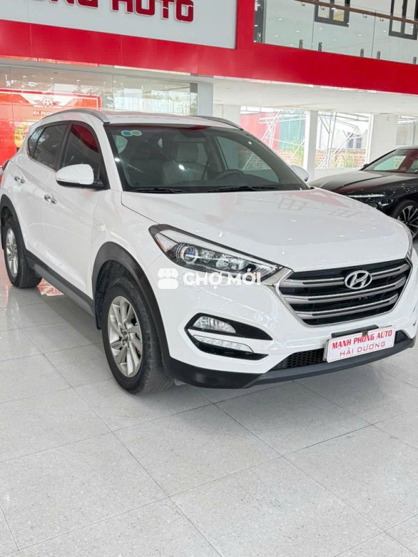 Hyundai Tucson 2.0 AT máy xăng 2018