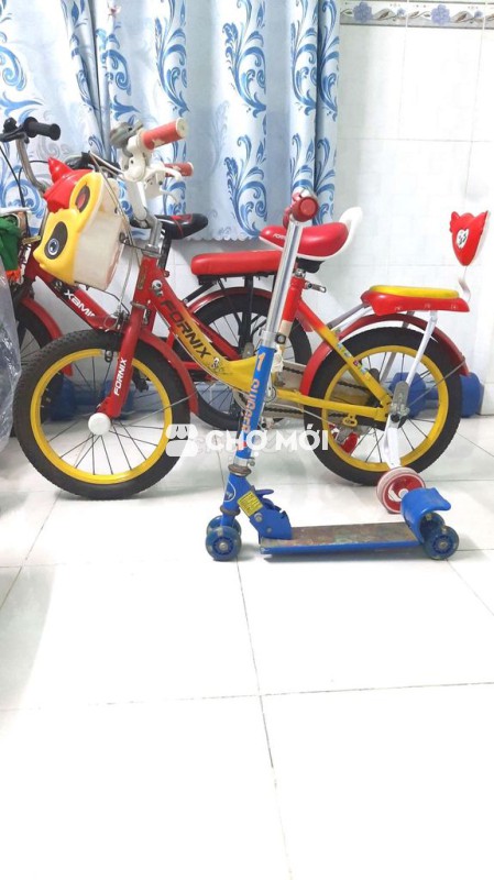 Bán 2 chiếc xe đạp dành cho bé 5 tuổi đến 7 tuổi