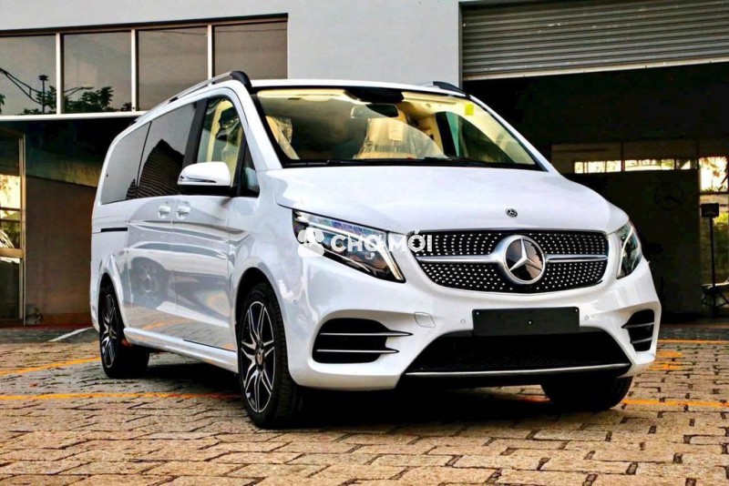 MERCEDES V250 AMG - ƯU ĐÃI NGAY 500 TRIỆU + HT VAY