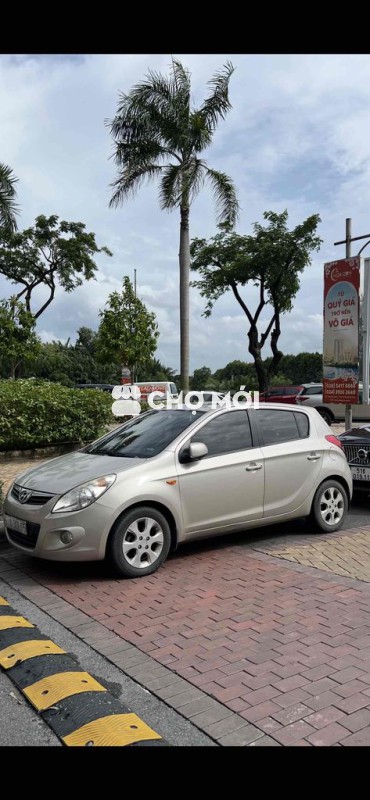 Hyundai i20 2012 - 80000 km
